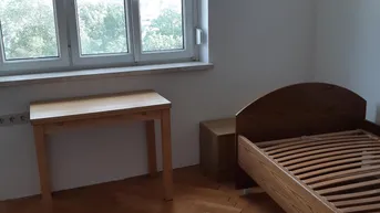 Expose Zimmer am Volksgarten 