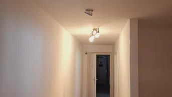 Expose 2-Zimmer Wohnung mit Balkon und Keller, Stellplatz