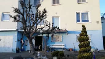Expose Mehrfamilienhaus mit 11 Zimmern Pool und Garten