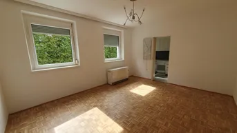 Expose Preisgünstige Garconniere