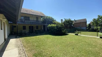 Expose Haus mit Pool und Garten auf 2000m² Grundstück in Ungarn