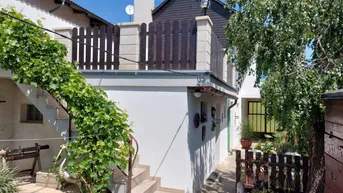 Expose Gemütliches Haus im Weinviertel, Wien Nähe, teilweiser Sanierungsbedarf, provisionsfrei