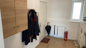 Expose Zentrumsnahe 2 Zimmerwohnung mit Einbauküche, vollmöbliert