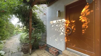 Expose Großzügiges Familienhaus im Grünen – Raumwunder für Mehrgenerationen &amp; Patchworkfamilien