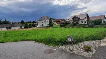 Expose Schönes sonniges Baugrundstück in Überackern 