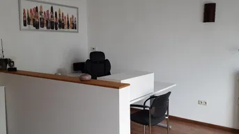 Expose Kleines Büro komplett eingerichtet 