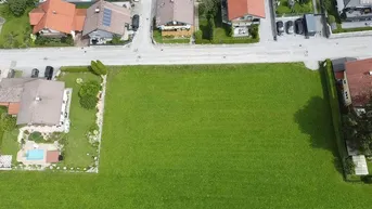Expose Baugrundstück in Top-Lage nahe dem Wallersee – Traumhafte Gelegenheit in Henndorf!