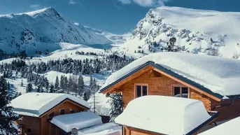 Expose Exklusives Luxus-Chalet „Bergwinter“ am Falkert – Alpiner Wohntraum