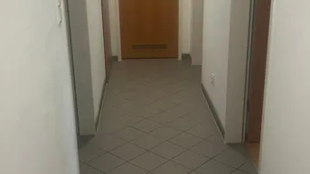 Expose Moderne 3-Zimmer Neubauwohnung mit Balkon und Garage