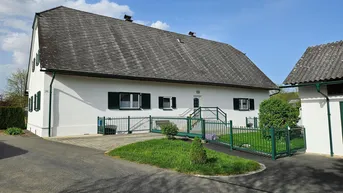 Expose Renoviertes Bauernhaus mit 5 Zimmern und großem Grundstück