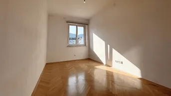 Expose Provisionsfreie 3-Zimmer-Wohnung mit Balkon - WG- &amp; Familientauglich