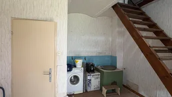 Expose Renovierungsbedürftiges Haus zu verkaufen – Ideal für Heimwerker und Investoren!