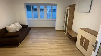 Expose Neu sanierte 1-Zimmer-Stadtwohnung, zentral gelegen