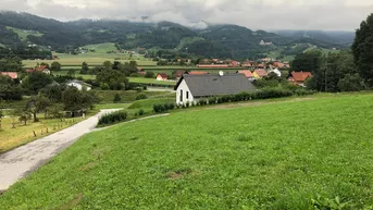 Expose Baugrund mit Ausblick 