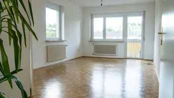 Expose St. Peter: Schöne 3-Zimmer Wohnung mit Aussicht, Balkon und Parkplatz [provisionsfrei]