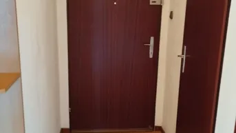 Expose Traumhafte Dachgeschosswohnung in Sankt Pölten – Sofort einziehen!