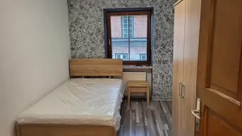 Expose Möbliertes 3 25m² Zimmern mit 2 Küchen