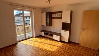 Expose Moderne 2-Zimmer Wohnung in ruhiger Lage mit Balkon 