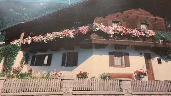 Expose Einfamilienhaus in zentraler Lage in St. Ulrich a.P. zu verkaufen