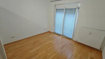 Expose Moderne WG-taugliche 2-Zimmer Wohnung in unmittelbarer Nähe zum Campus Neue Technik