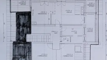 Expose 3-Zimmer Dachwohnung mit Balkon und Loggia
