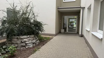 Expose Moderne Genossenschaftswohnung 3-Zimmer Erdgeschosswohnung mit Garten