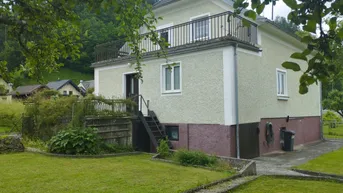 Expose Versteigerung eines Einfamilienhauses am Stadtrand