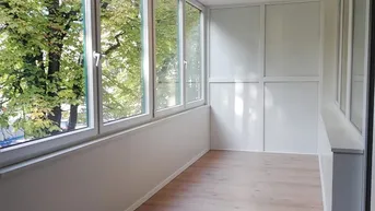 Expose Neu sanierte 2 Zimmer Wohnung mit Wintergarten 