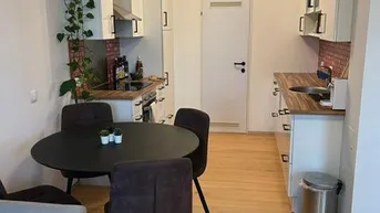 Expose Helle 2-Zimmer-Wohnung mit Balkon und Carport in Behamberg