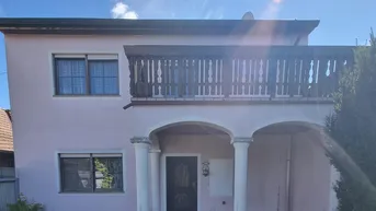 Expose Schönes Einfamilienhaus mit Garten, Terrasse, Balkon und Garage 