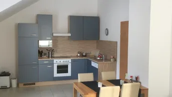 Expose Helle, möblierte Wohnung, zentral gelegen &amp; mit TOP-Aussicht