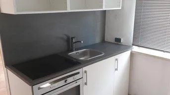 Expose Vollmöblierte 2-Zimmer Altbauwohnung mit Badewanne und vollständiger Küche