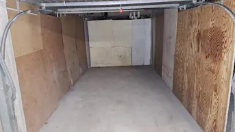 Expose Verschließbare Garagenbox zu vermieten, ab sofort