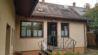 Expose Einfamilienhaus mit Garten in Wohnruhelage Nähe Ortszentrum