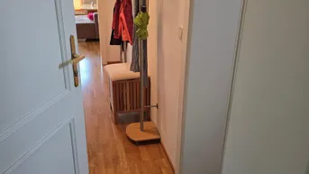 Expose Gepflegte 3-Zimmer Wohnung in ruhiger Wohnlage nahe Salzburg mit Balkon und Stellplätzen