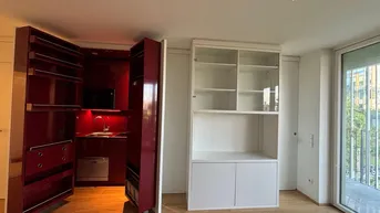 Expose Studio im Viertel Zwei mit Balkon, PRIVATVERKAUF