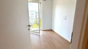 Expose Charmante 3-Zimmer-Wohnung (63 m²) - renoviert - mit Keller, Lift und Parkmöglichkeit - Nähe Hauptbahnhof Graz - ab sofort