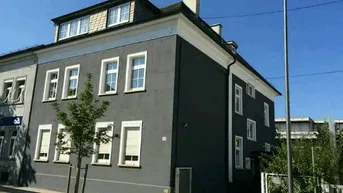 Expose Großzügige Altbauwohnung – mit wunderschönem Altbauflair, Garage und sonnigem 15m² Balkon und Garage mitten im Zentrum – PROVISIONSFREI