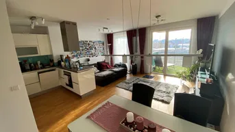 Expose Helle 3-Zimmer-Wohnung mit Balkon und Tiefgarage 