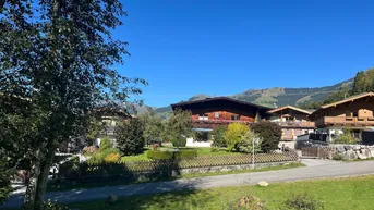 Expose Großzügiges Grundstück mit 955 m² in Aurach bei Kitzbühel
