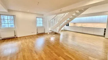 Expose Renovierte Dachgeschosswohnung im Herzen des 9. Bezirks - PROVISIONSFREI !!