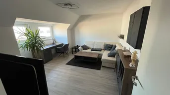 Expose Provisionsfrei - Sanierte 2-Zimmerwohnung mit großer Wohnküche &amp; Top-Lage nahe Altstadt, Bahnhof &amp; Universitäten