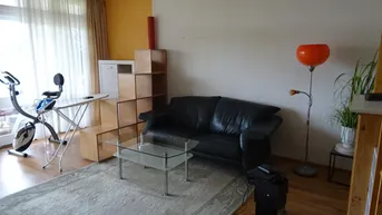 Expose  2-Zimmer Wohnung mit Loggia und Aufzug