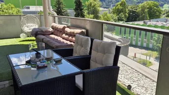 Expose Exklusives Penthouse mit Tiefgaragenstellplatz, Keller und Lagerräume