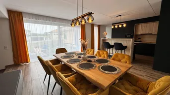 Expose Modernes Einfamilienhaus mit großem Grundstück und Doppelgarage nahe der ungarischen Grenze