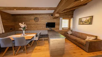 Expose 4-Zimmer-Wohnung mit Terrasse und Balkon in Großarl