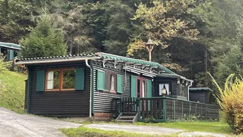 Expose Gut gepflegtes Alpen-Chalet mit 3 Schlafzimmern – Sonnige Südhanglage am Campingplatz Schlossberg