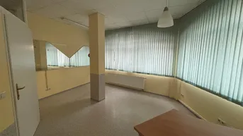 Expose Helle Ordination / Geschäftslokal zu vermieten - 93 m²