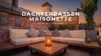 Gemütliche Dachterrasse mit bequemen Sitzmöbeln und stimmungsvoller Beleuchtung bei Sonnenuntergang.