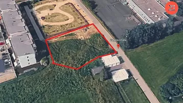 Expose 1.695 m² Freifläche/Lager nur € 0,50/m² – Top Verkehrsanbindung!